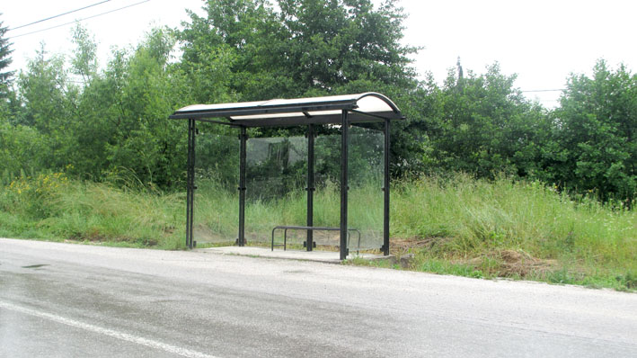 Popravka nadstrešnica na autobusnim stajalištima